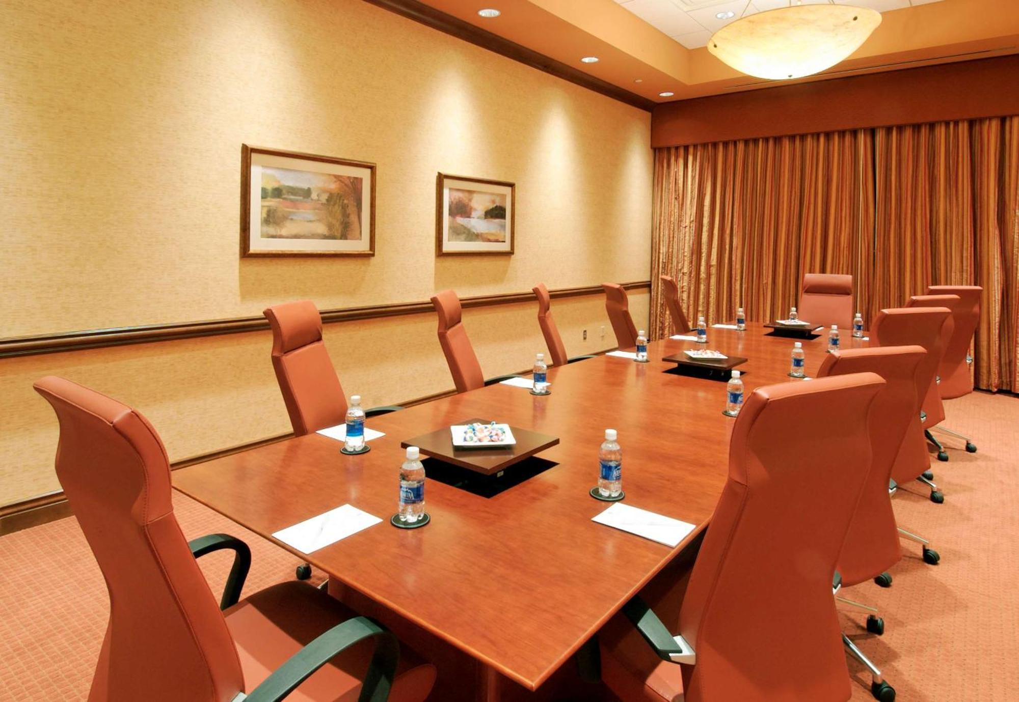 Embassy Suites Omaha- La Vista/ Hotel & Conference Center Екстер'єр фото