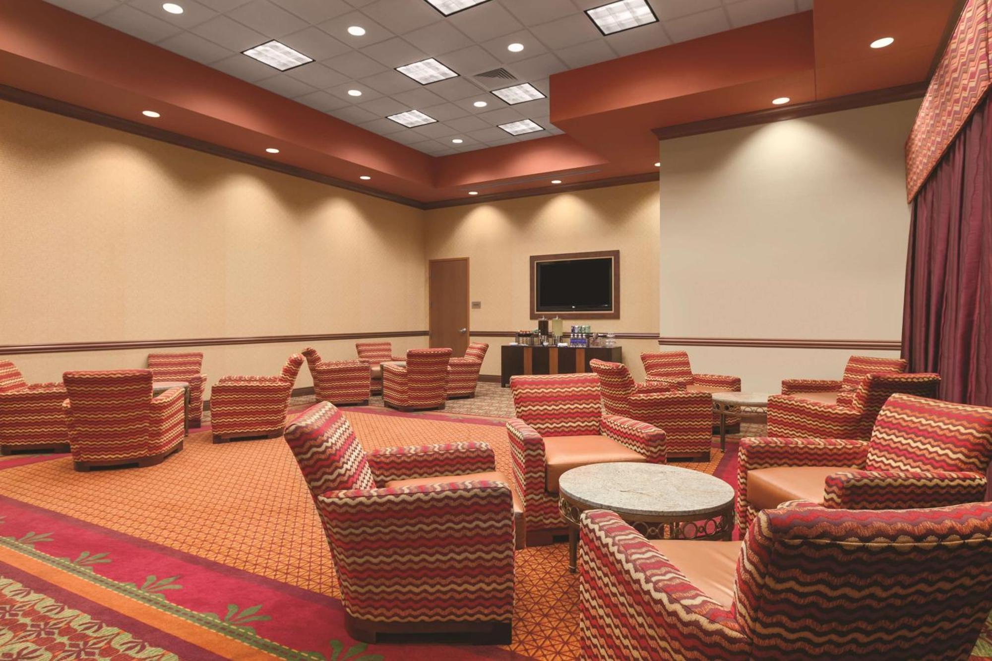 Embassy Suites Omaha- La Vista/ Hotel & Conference Center Екстер'єр фото